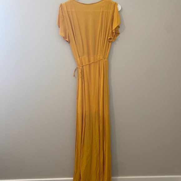 Long yellow flutter sleeve dress - Picture 6 of 6